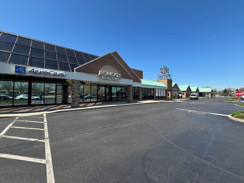 More Photos Of 4401-4491 Far Hills Ave, Dayton Unknown For Lease