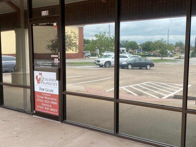 More Photos Of 4111 Fairmont Pky, Pasadena Unknown For Lease