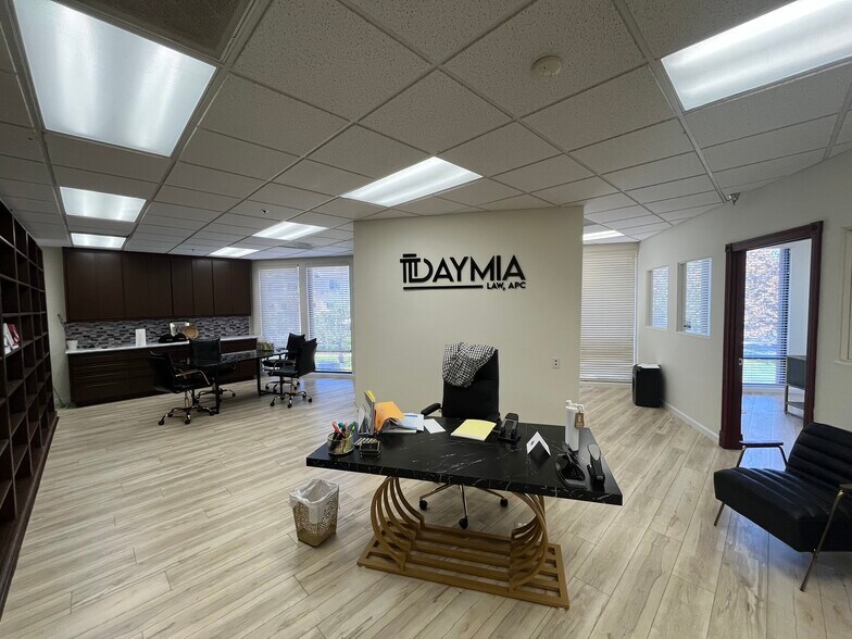 More Photos Of 353 E Park Ave, El Cajon Medical For Lease