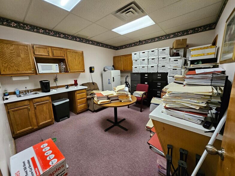 More Photos Of 2745 Nesbitt Ave, Akron Loft Creative Space For Sale