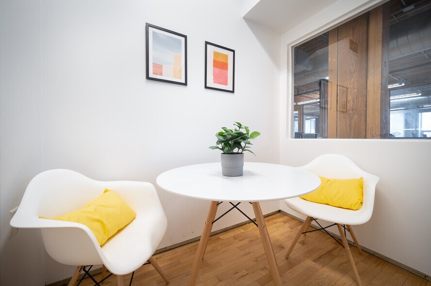 More Photos Of 215 Spadina Ave, Toronto Coworking Space