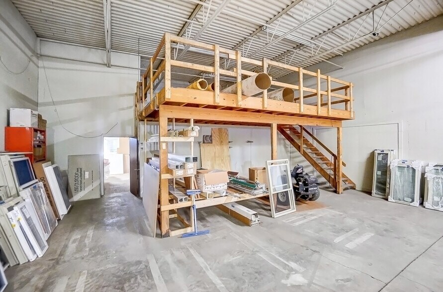 More Photos Of 4745 Wadsworth Rd, Dayton Warehouse For Lease