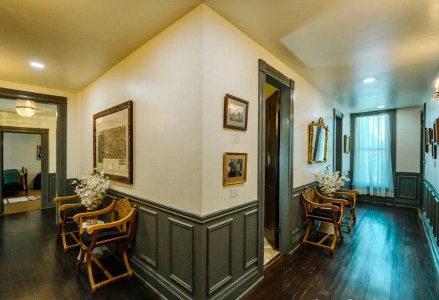More Photos Of 310 Ball Park Loop, Denison Hospitality For Sale