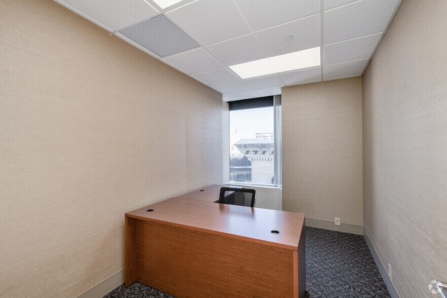Photo of 11st Floor Ste Office for 1