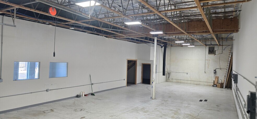 More Photos Of 2529 49th St, Boulder Warehouse For Lease