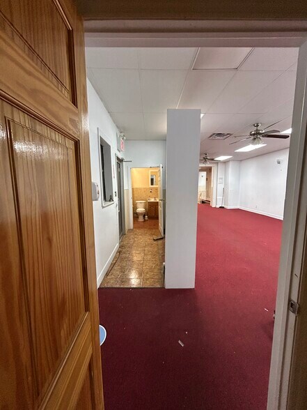 More Photos Of 1025 Rogers Ave, Brooklyn Storefront For Lease