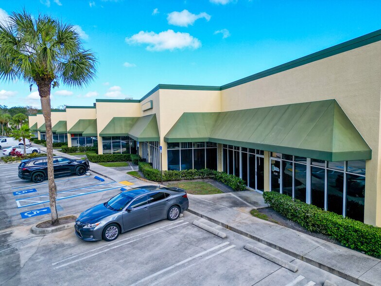 Primary Photo Of 1001 Jupiter Park Dr, Jupiter Flex For Lease