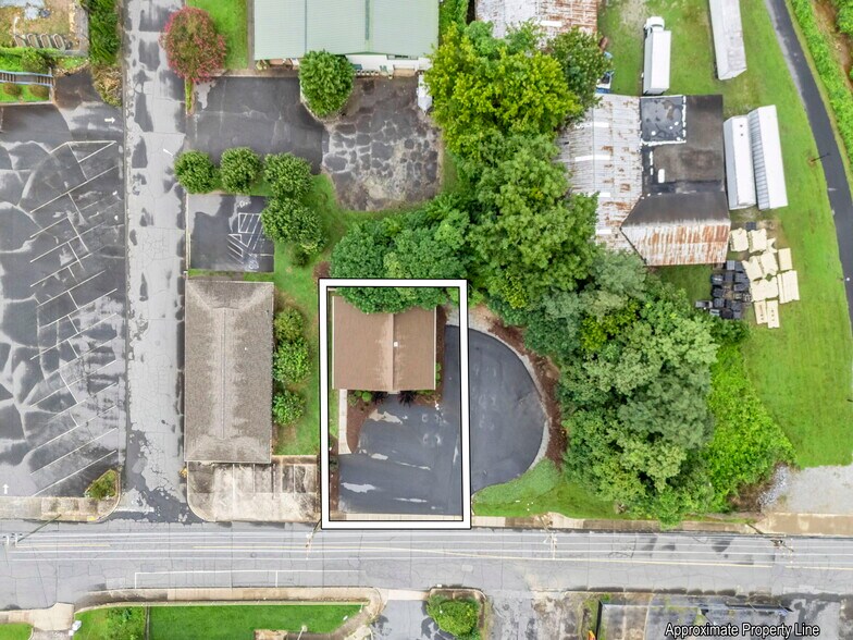 More Photos Of 147 E Court St, Rutherfordton Office Residential For Sale