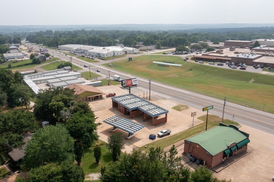 More Photos Of 980 State 155 hwy, Frankston Carwash For Sale