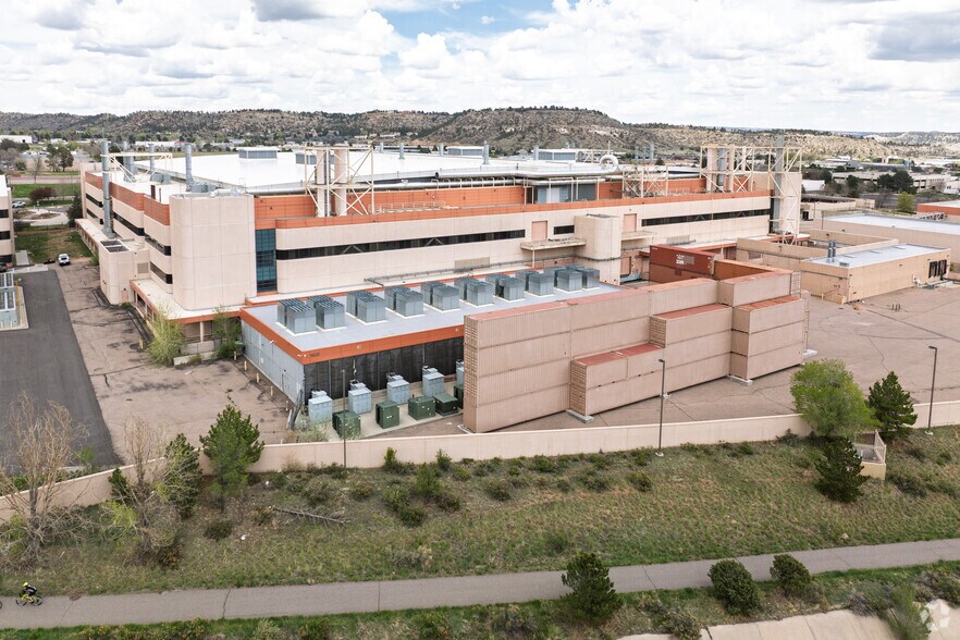 More Photos Of 1615 Garden of the Gods Rd, Colorado Springs Manufacturing For Sale