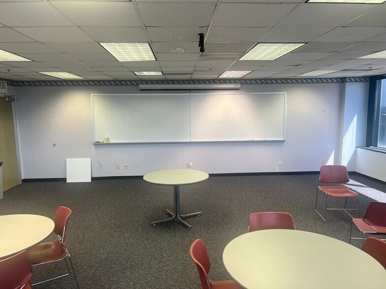 More Photos Of 2484 Washington Blvd, Ogden Office For Lease