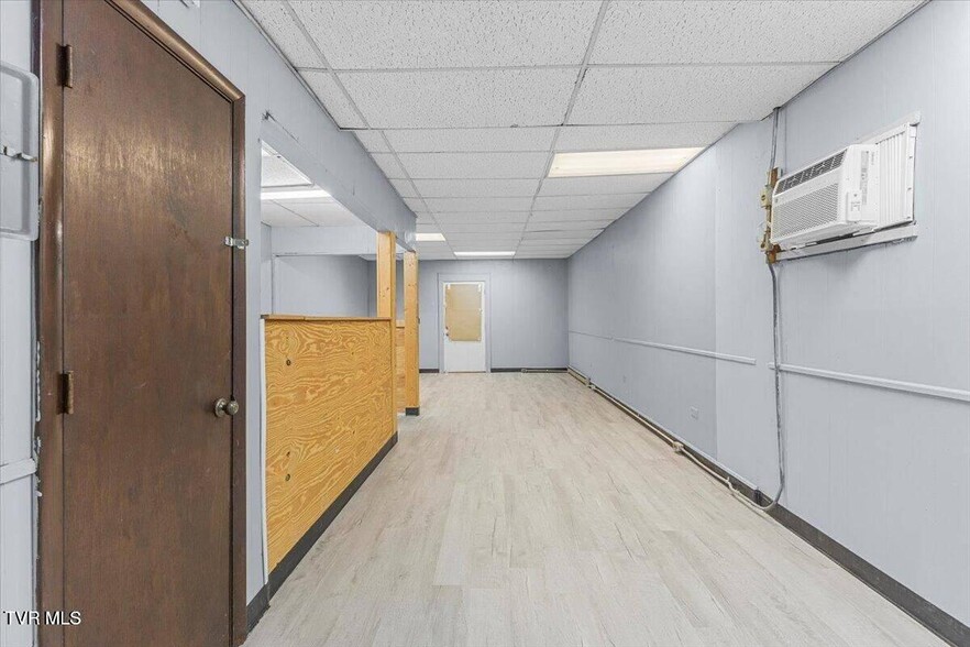 More Photos Of 1032 E Center St, Kingsport Freestanding For Sale