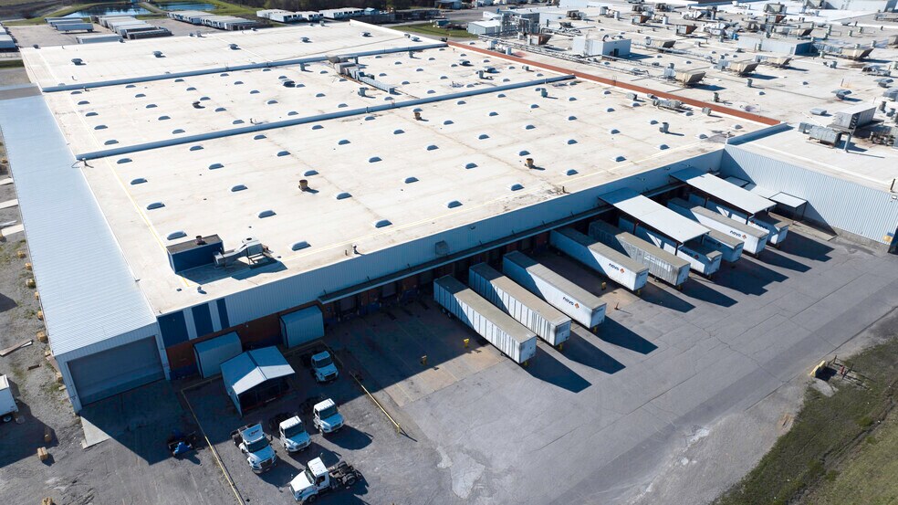 More Photos Of 1101 Michelin Rd, Ardmore Manufacturing For Sale