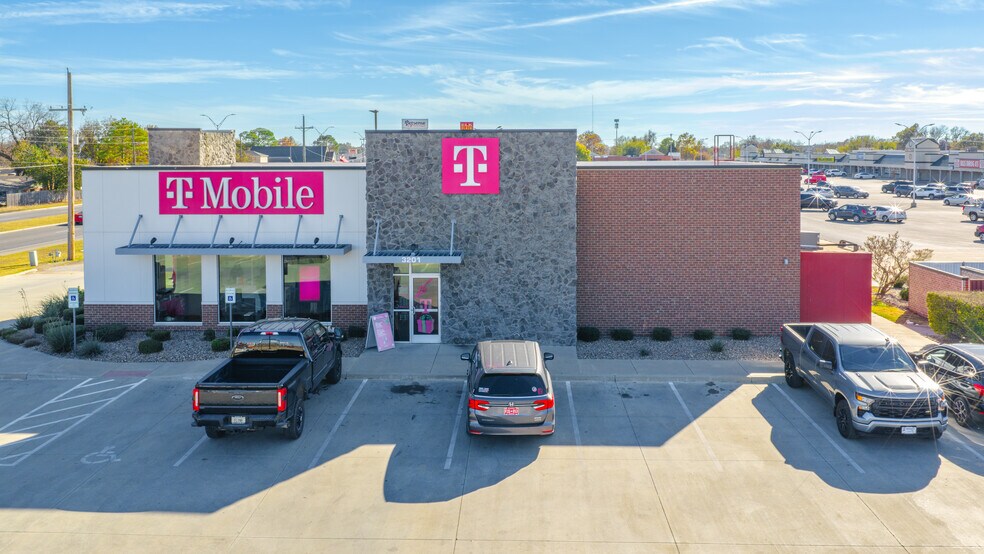 More Photos Of 1505-1715 N Highway 81, Duncan General Retail For Lease