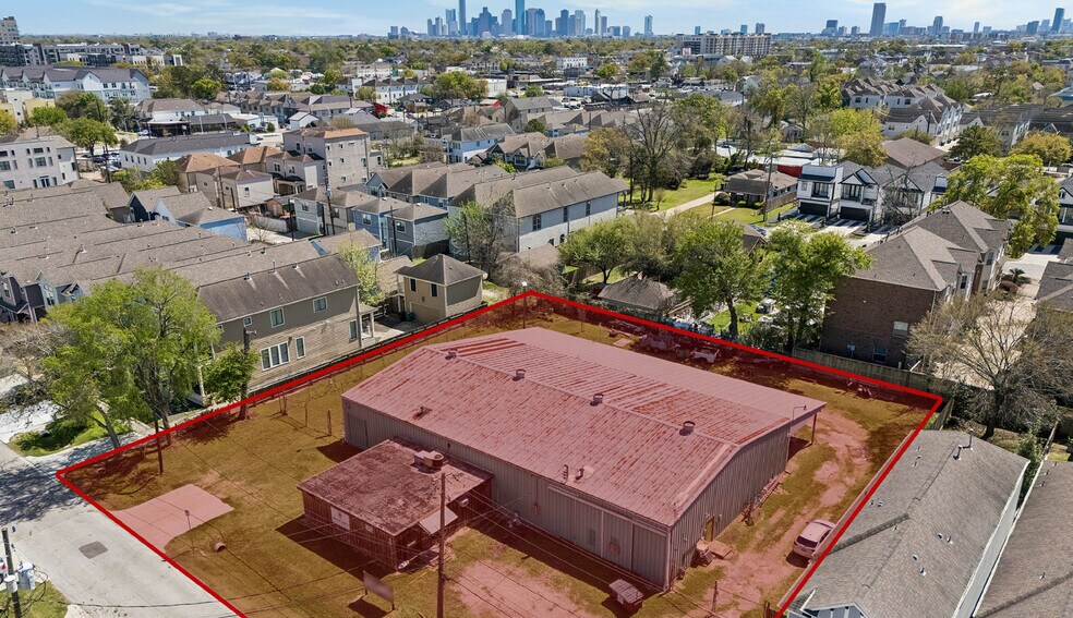 More Photos Of 902 W 22nd St, Houston Land For Sale