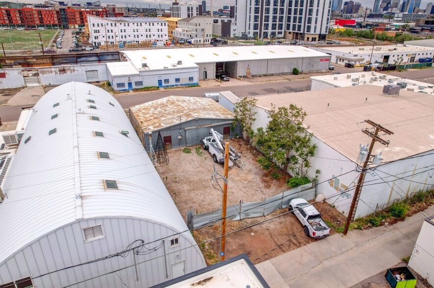 More Photos Of 2630 W Barberry Pl, Denver Warehouse For Sale