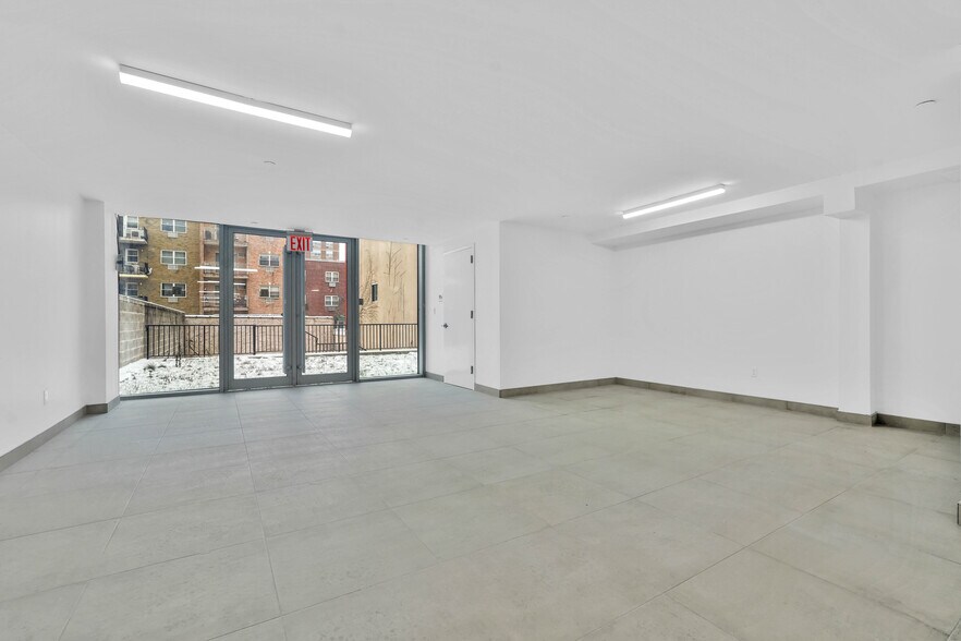 More Photos Of 2309 Broadway, Astoria Apartments For Lease