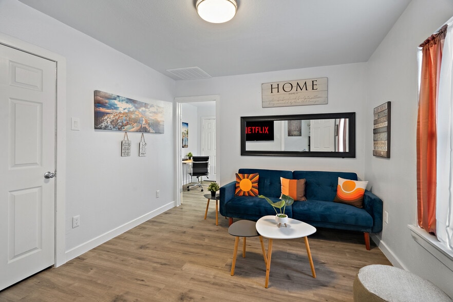 More Photos Of 2308 Britton Dr, Dallas Apartments For Sale