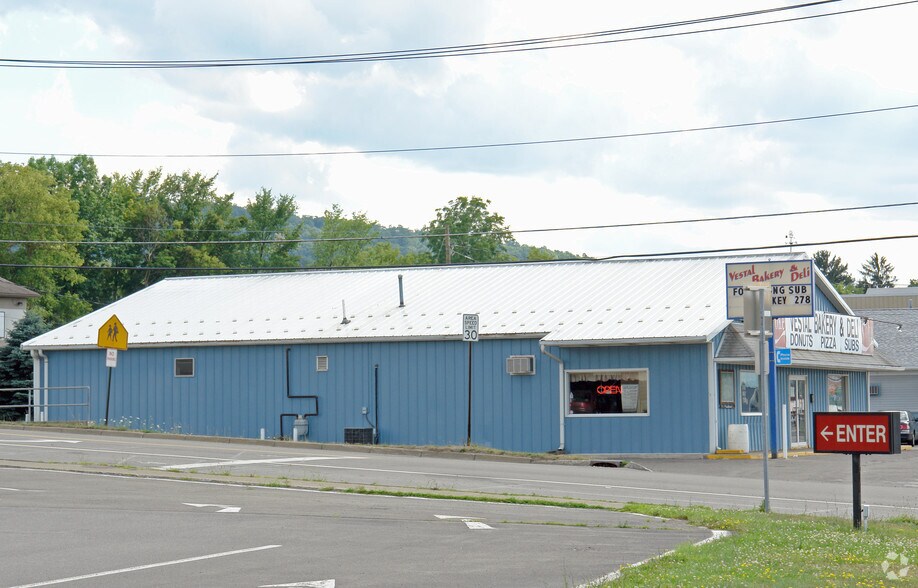 More Photos Of 176 Vestal Pky E, Vestal Township Restaurant For Sale