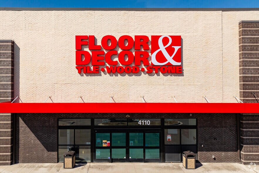 More Photos Of 4110 Carpenter Rd, Ypsilanti Freestanding For Sale