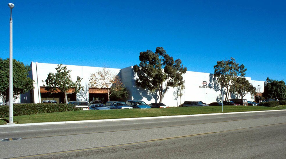 More Photos Of 1620 Emerson Ave, Oxnard Manufacturing For Lease