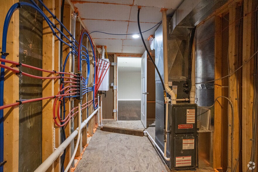 More Photos Of 1199 Central Ave, Dubuque Apartments For Sale