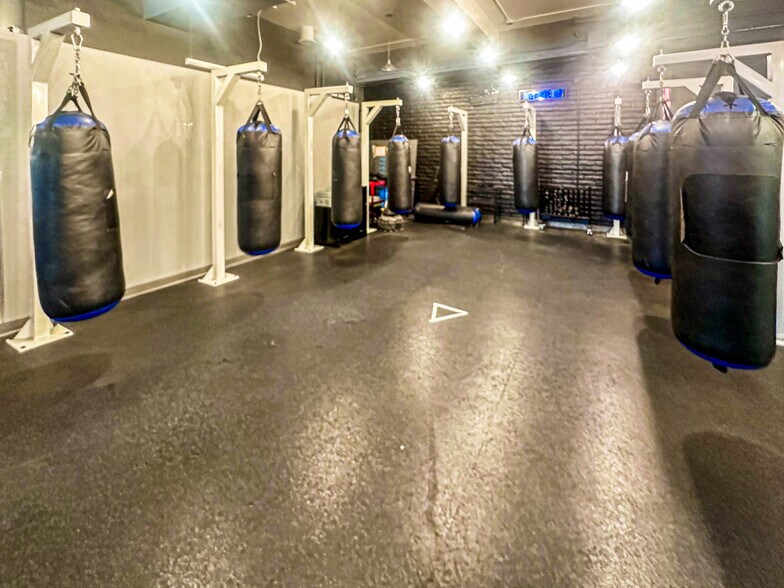 More Photos Of 1526 Webster St, Alameda Health Club For Sale