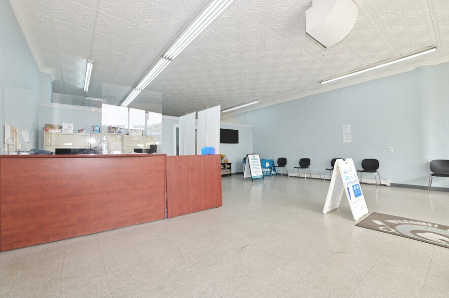 More Photos Of 24-26 W Merrick Rd, Freeport Storefront For Sale