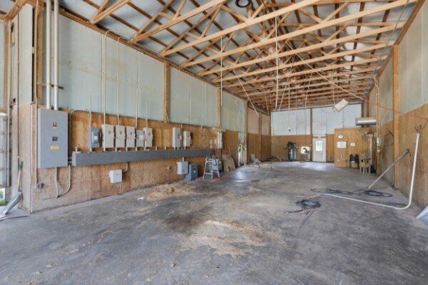 More Photos Of 2898 Crestridge Dr, Centerville Warehouse For Sale