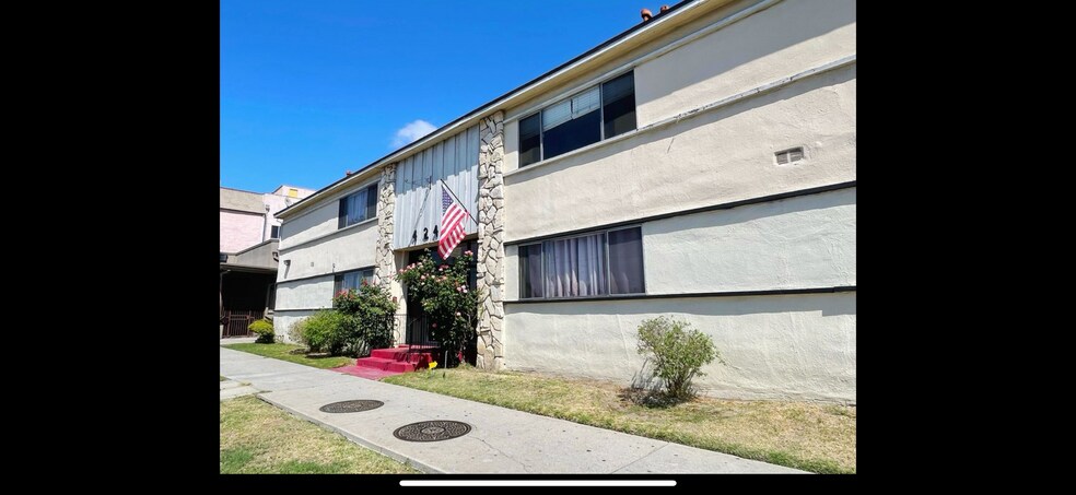 Primary Photo Of 4240 S Figueroa St, Los Angeles Apartments For Sale