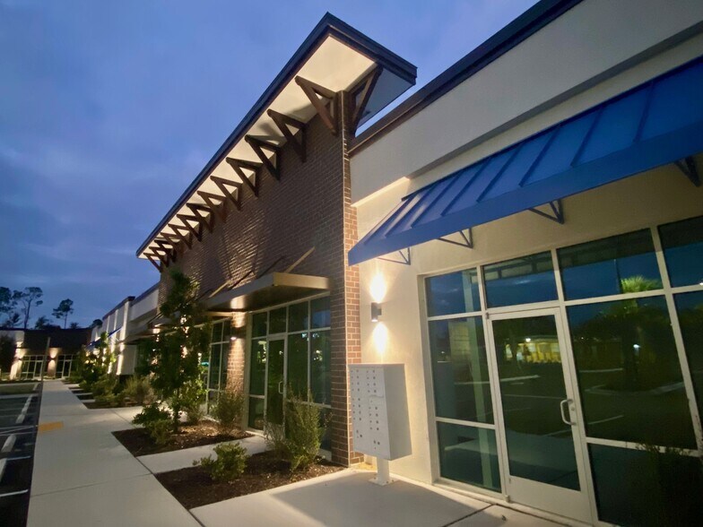 Primary Photo Of 5650 SR 100 E, Palm Coast General Retail For Lease