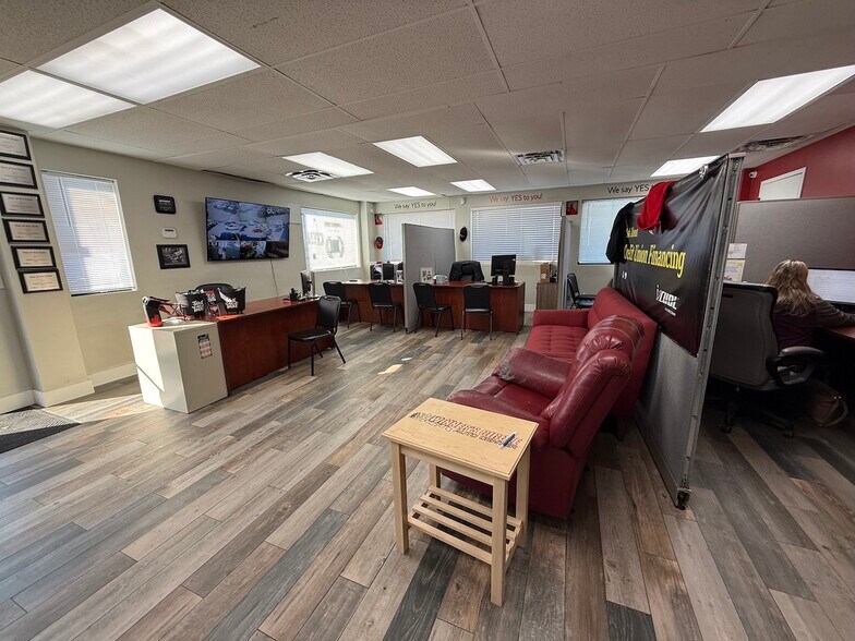 More Photos Of 702 W O St, Lincoln Freestanding For Sale