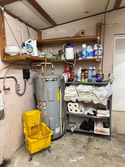 More Photos Of 1116 Hummingbird Ln, Hardeeville General Retail For Sale