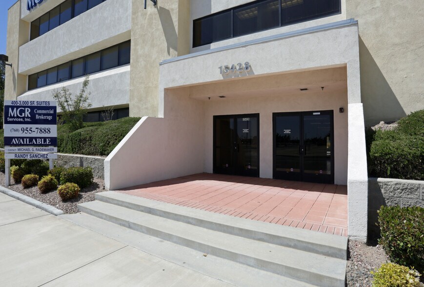 More Photos Of 15428 Civic Dr, Victorville Office For Lease