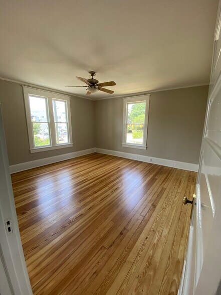 More Photos Of 1306 Hillsborough St, Raleigh Loft Creative Space For Lease