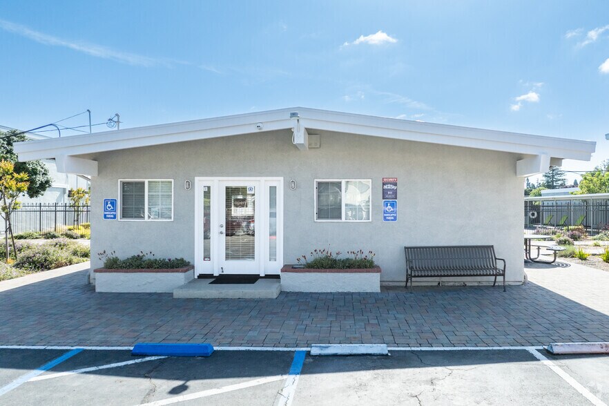 More Photos Of 3819 East Ave, Livermore Apartments For Sale