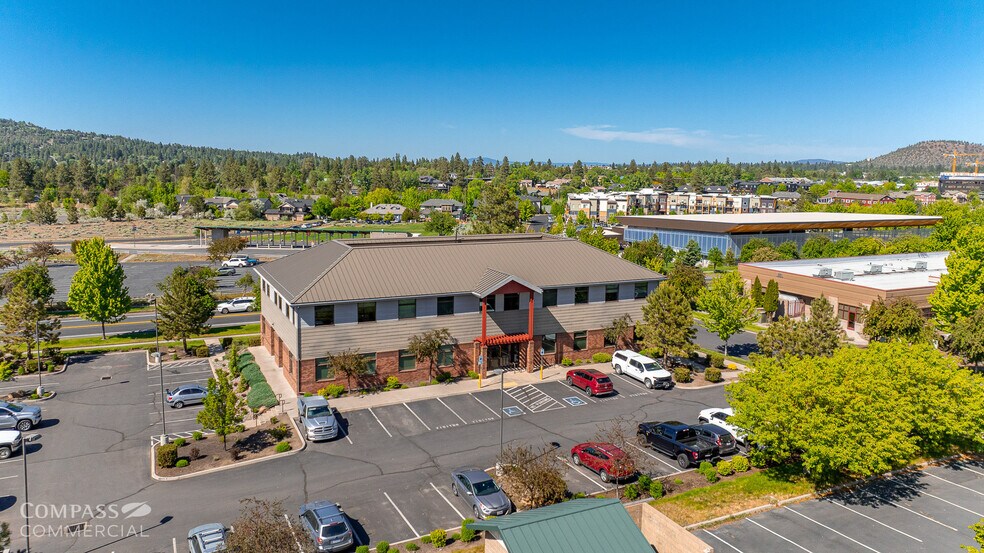 More Photos Of 963 SW Simpson Ave, Bend Office For Lease