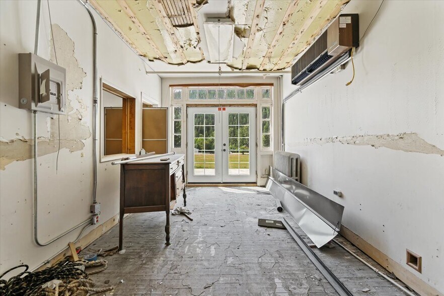 More Photos Of 99 Sather Field Rd, Silverton Lodge Meeting Hall For Sale