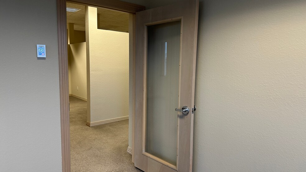 More Photos Of 3051 Progress Way, Kaukauna Coworking Space