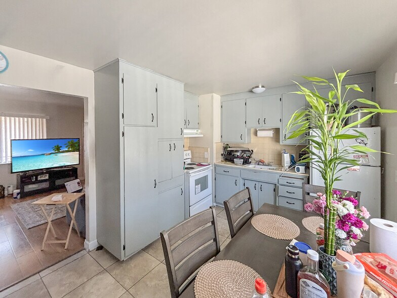 More Photos Of 2173 Aza Dr, Santa Clara Apartments For Sale