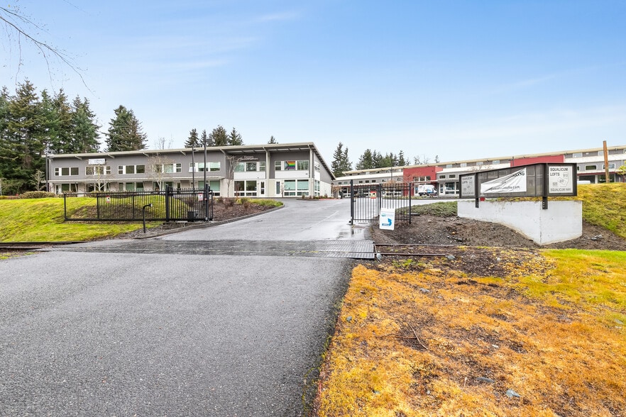 More Photos Of 905 Squalicum Way, Bellingham Flex For Sale