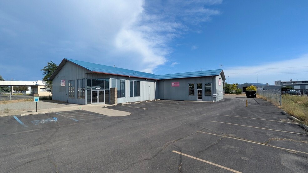 More Photos Of 6010-6012 E Trent Ave, Spokane Showroom For Lease