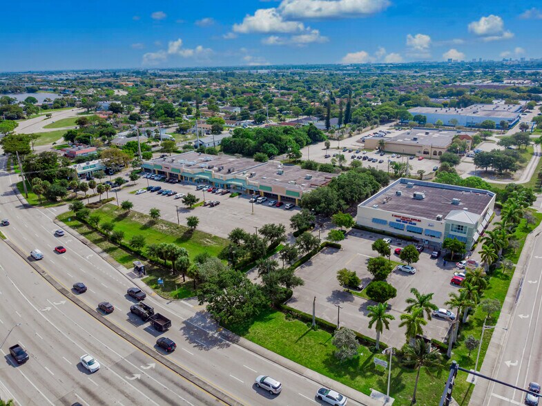 More Photos Of 150-192 N Powerline Rd, Pompano Beach Unknown For Lease