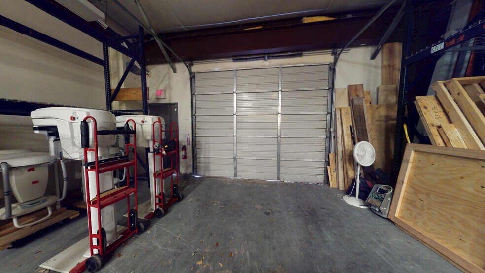 More Photos Of 2001 Windy Ter, Cedar Park Light Distribution For Sale