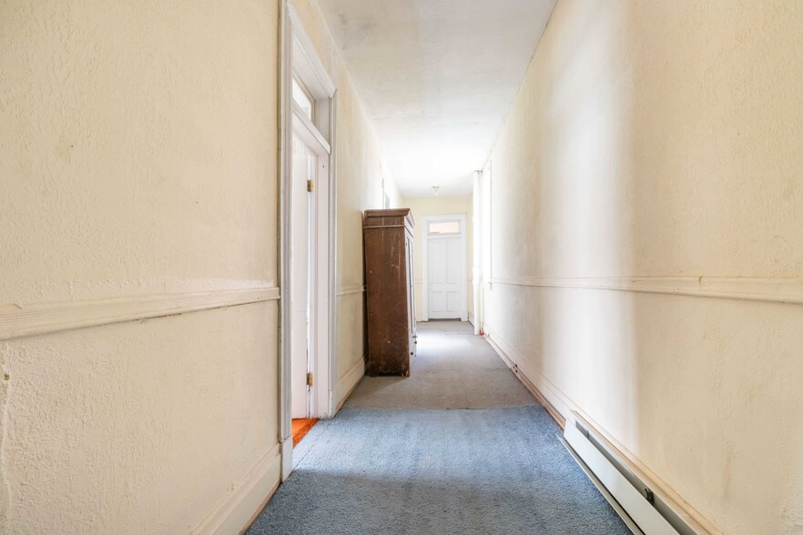 More Photos Of 400 W Victor Ave, Victor Hotel For Sale