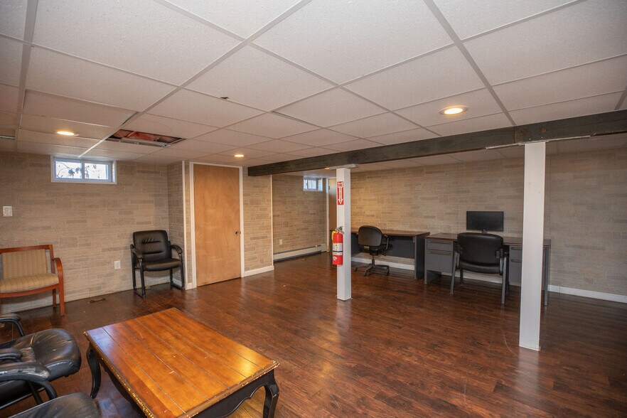 More Photos Of 1170 Hooksett Rd, Hooksett Storefront Retail Office For Lease