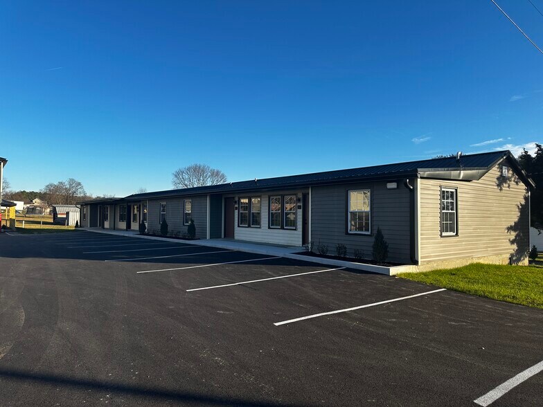 More Photos Of 15149 Bloyers Ave, Hagerstown Apartments For Sale