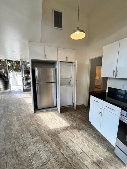 More Photos Of 119 S Bixel St, Los Angeles Loft Creative Space For Sale