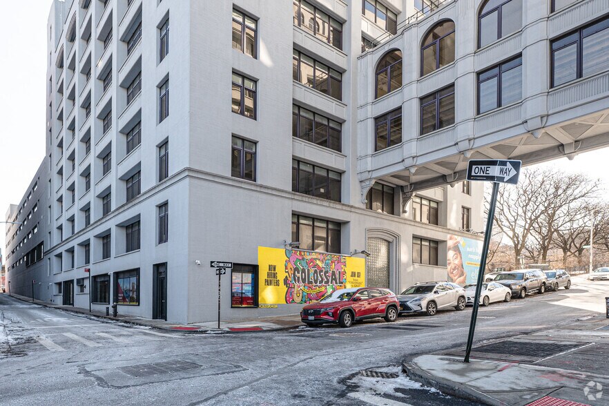 More Photos Of 25 Columbia Hts, Brooklyn Office For Lease