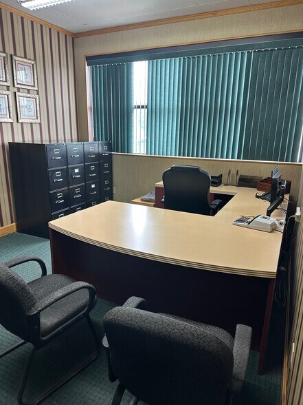 More Photos Of 321 Ramsdell Ave, Buffalo Warehouse For Lease